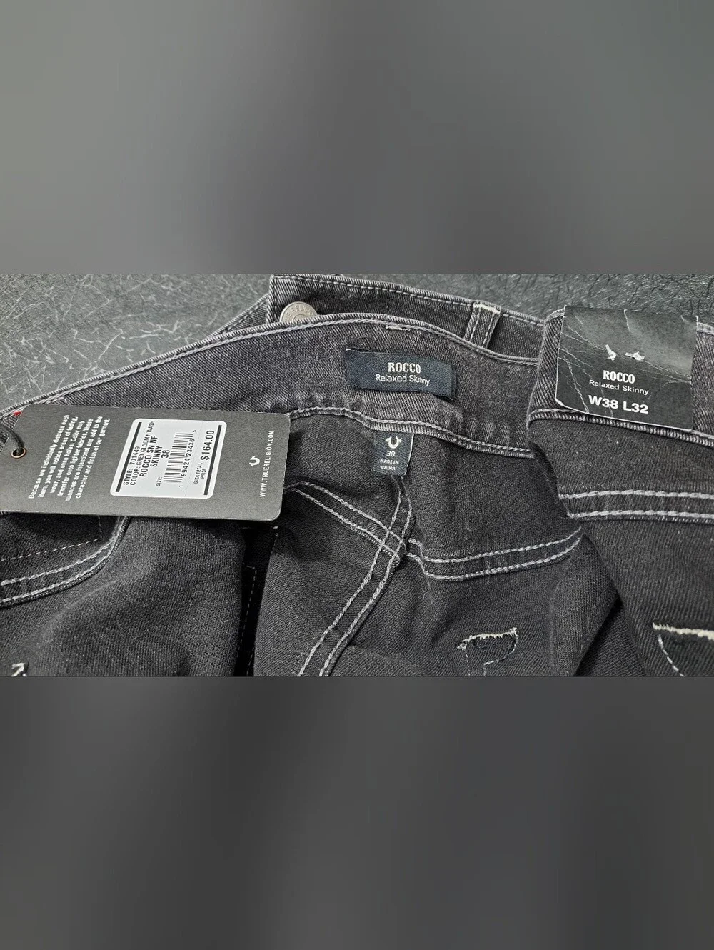 True Religion Rocco Relaxed Skinny Jeans Gray Wash Men’s 38×32 Stretch Denim.